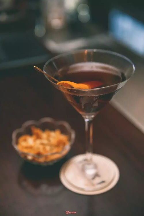 復(fù)古風(fēng)華，酒暖夜長(zhǎng) 這家酒吧堪比深夜食堂，帶你復(fù)原百年前的雞尾酒記憶